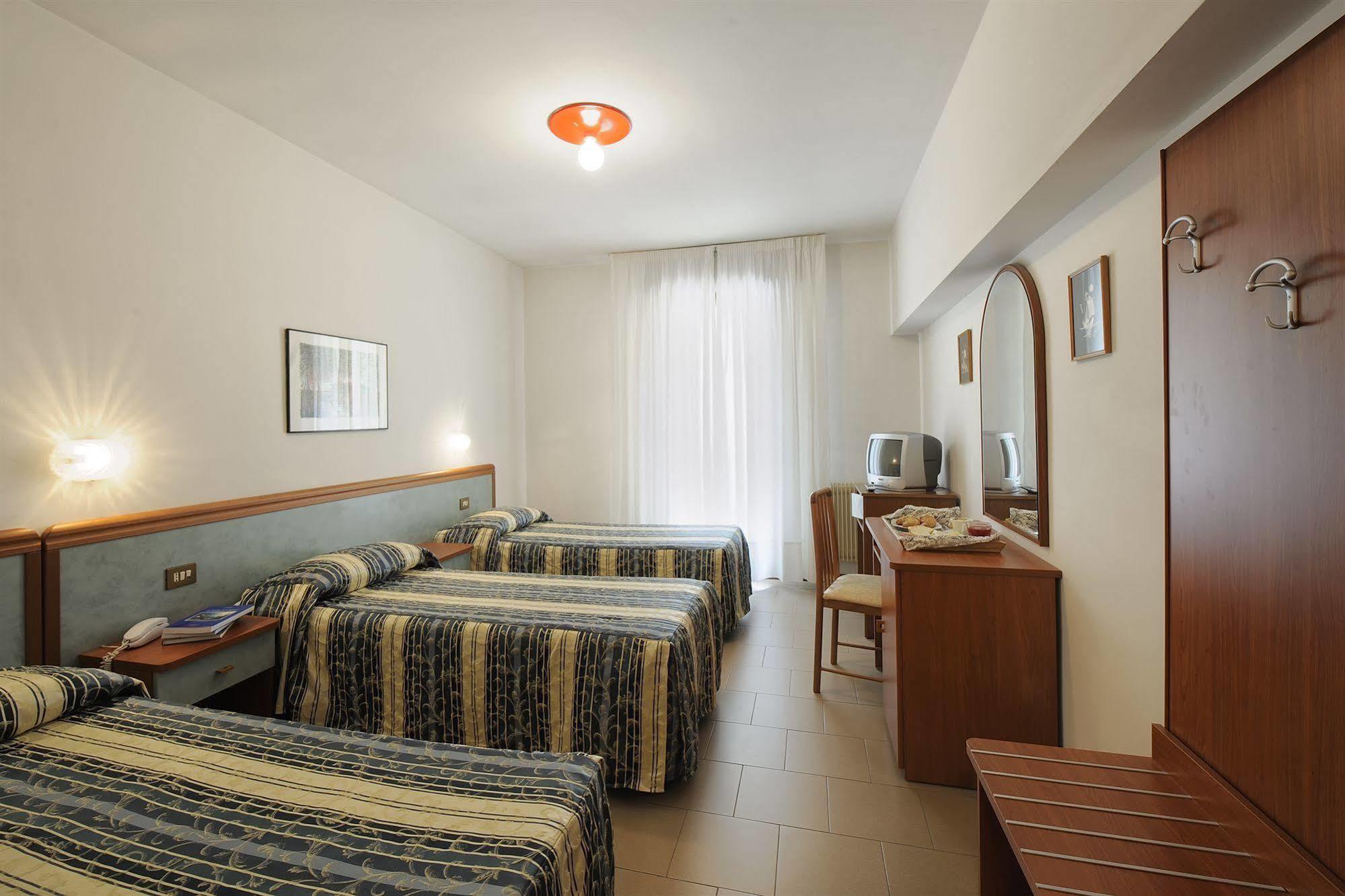 Hotel Bertusi Порретта-Терме Экстерьер фото